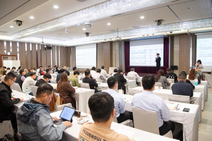 0_市府舉辦民族國小西側二期公辦都更招商說明會 (3)