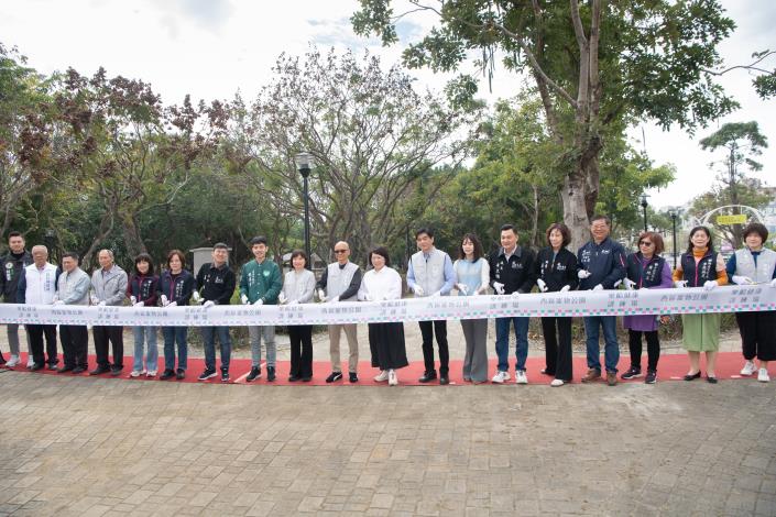 0 黃敏惠市長見證樂齡訓練場啟用 (3)