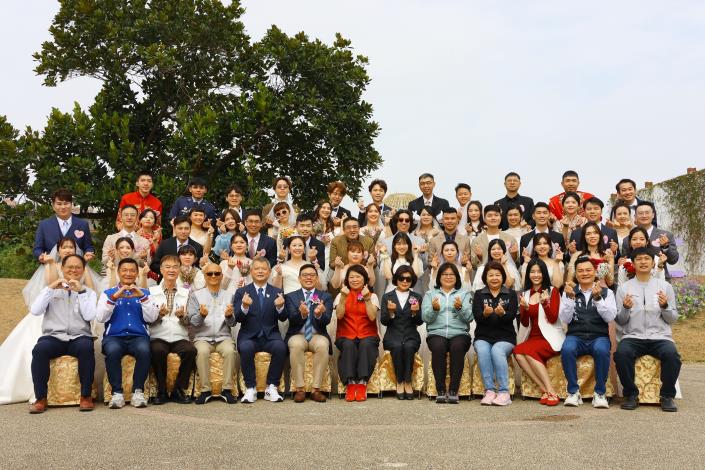 0 嘉義市第44屆市民集團結婚典禮溫馨舉行　46對新人共譜幸福篇章 (4).JPG