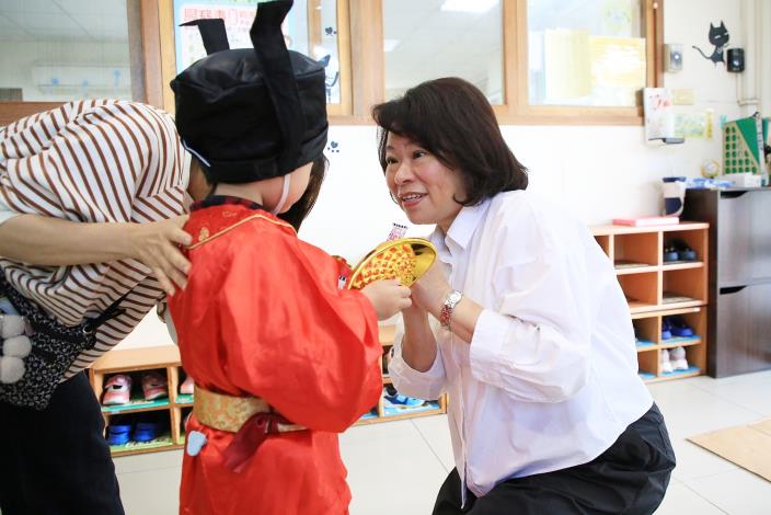0_晨光小財神歡迎黃敏惠市長.JPG