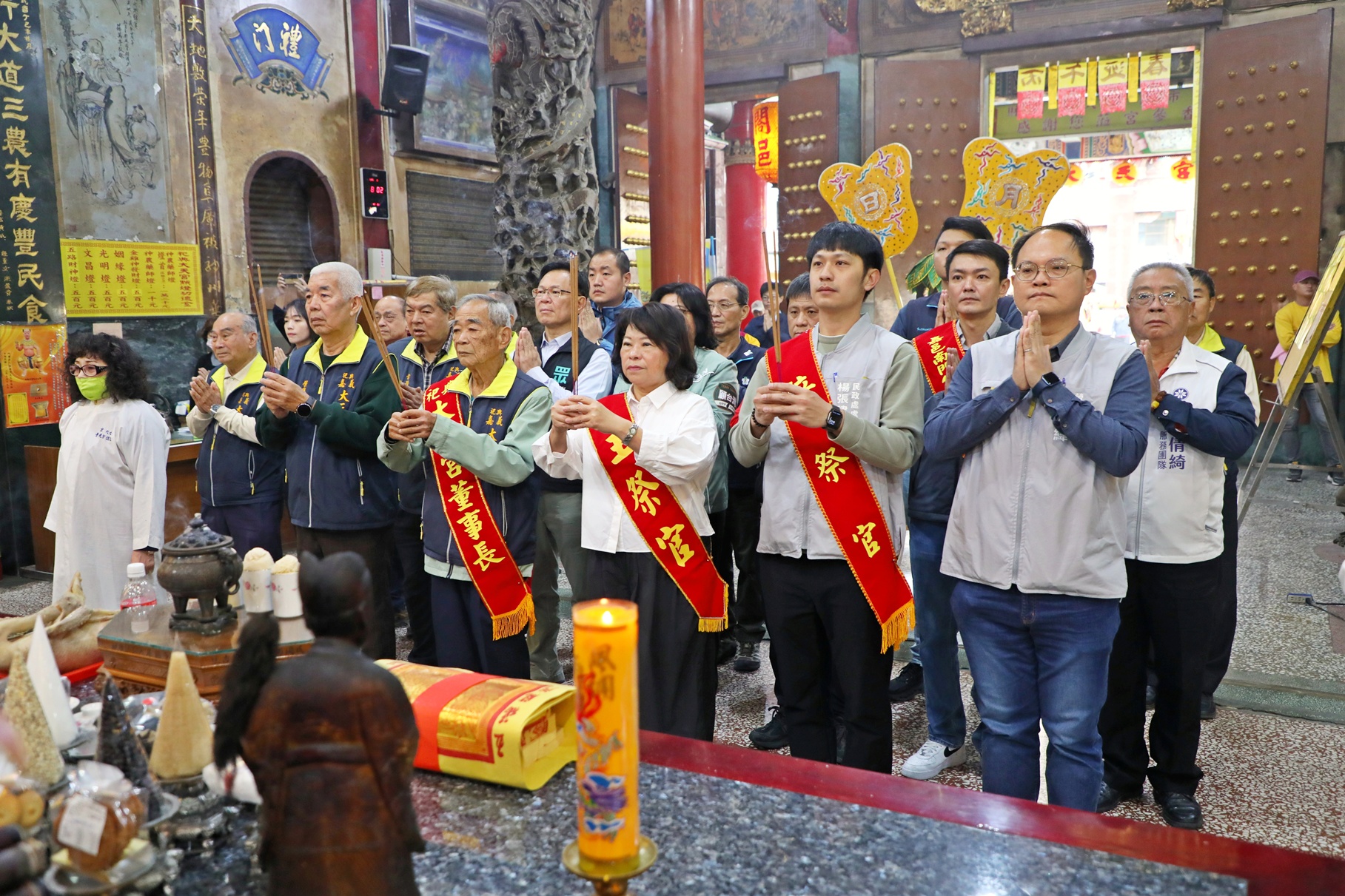 0_嘉邑祀典大天宮丙午年迎春禮 黃敏惠市長為芒神 春牛點睛 (2).JPG