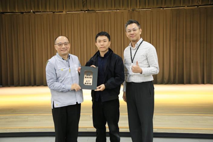 0_頒發第二期嘉有木屋門牌 (1).JPG