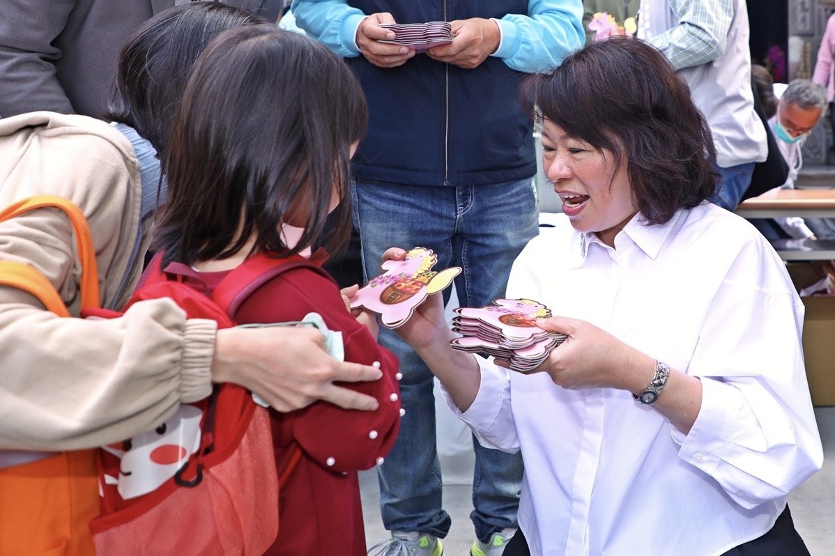 0_黃敏惠市長初二發送小紅包送祝福 (7)