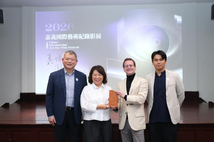 0fb_巴西駐台商務辦事處處長Director Mr.Luís Cláudio Villafañe Gomes Santos.JPG