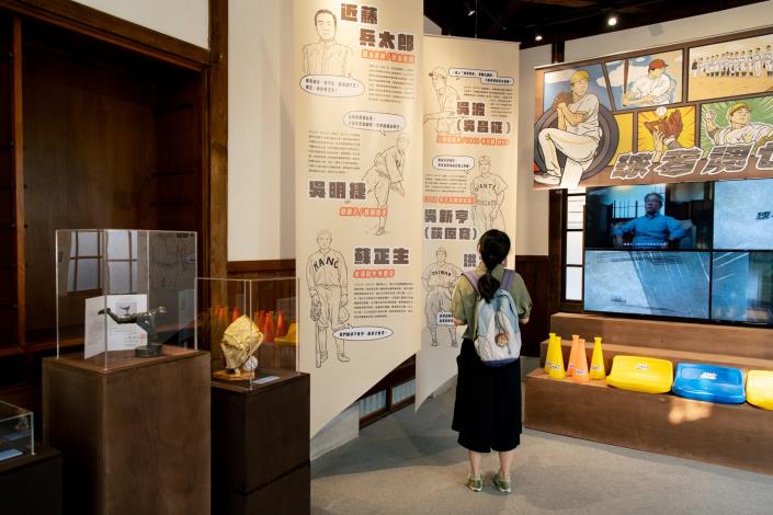 0_球者魂也棒球文學特展 展出近50件珍藏品與選書 (2)
