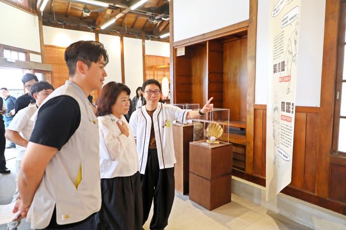 0_球者魂也棒球文學特展 展出近50件珍藏品與選書 (1).JPG