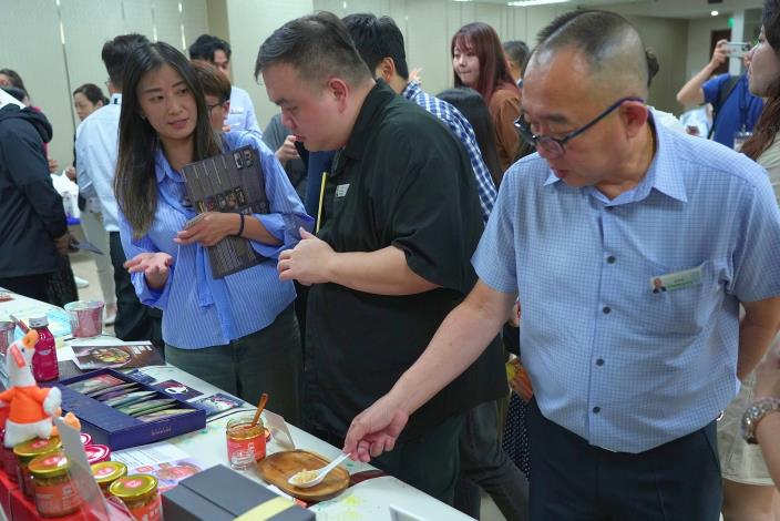 0_「嘉市好店」前進新加坡！ 攜手星國第二大通路昇菘超市拓展國際市場 (2).JPG