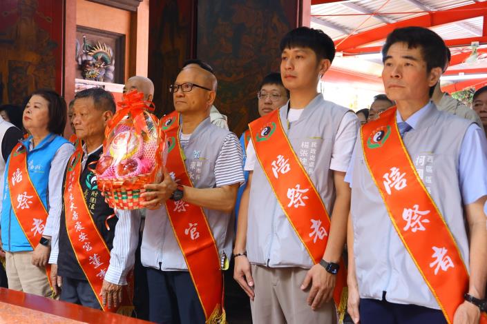 0 保生大帝聖誕千秋 陳永豐副市長參拜祈福願國泰民安 風調雨順.JPG