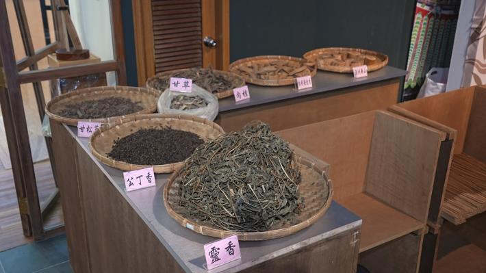 0_嘉義雲霄厝（溫蕉厝）「香腳花」傳統技藝於嘉義市立博物館展出.JPG