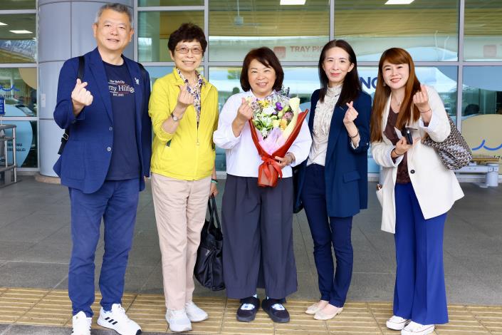 0_交通部觀光署駐韓國辦事處薛佳翎主任接機歡迎黃敏惠市長參訪釜山