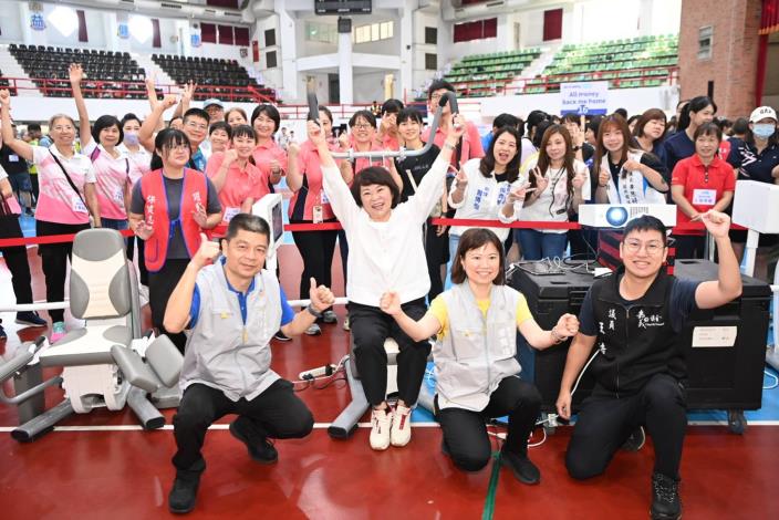 01_市長體驗科技運動設施_0