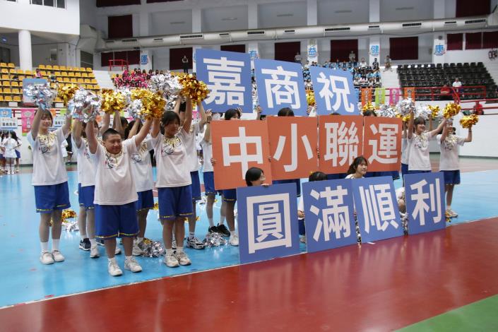 0_嘉義高商表演.JPG