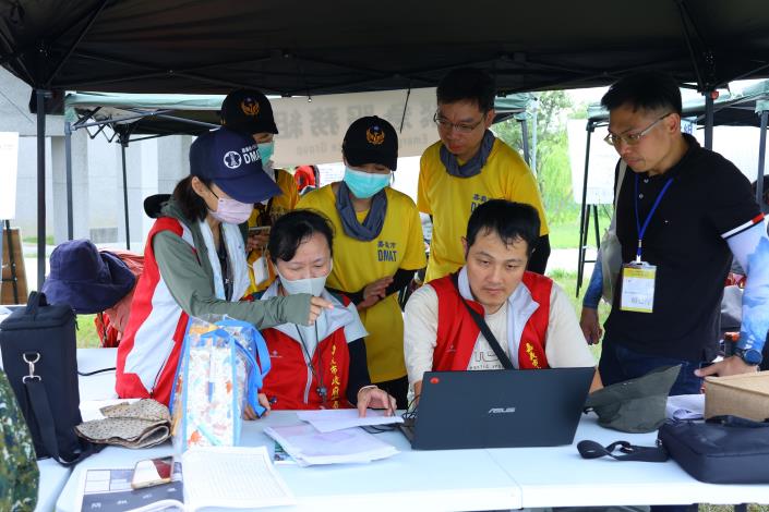 0 落實無腳本防災演習！實兵模擬大型氣爆災害 打造安全韌性城市 (6).JPG