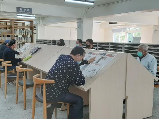0圖書館一景 (1)