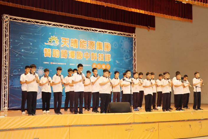 06.JPG