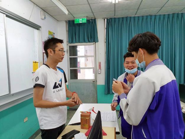 學生提問