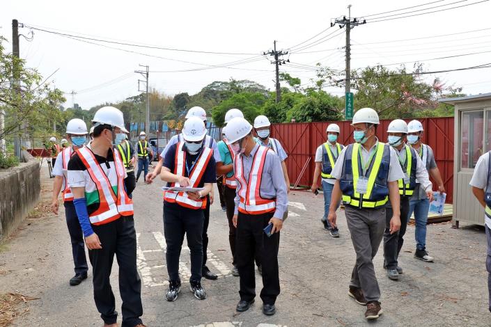 0_內政部營建署督導勘查東義路及盧山橋改建工程1.JPG