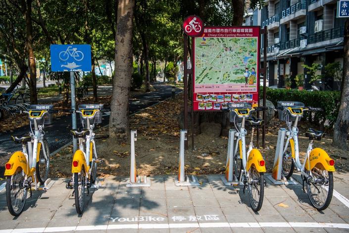 自行車道搭配YouBike更便利.JPG