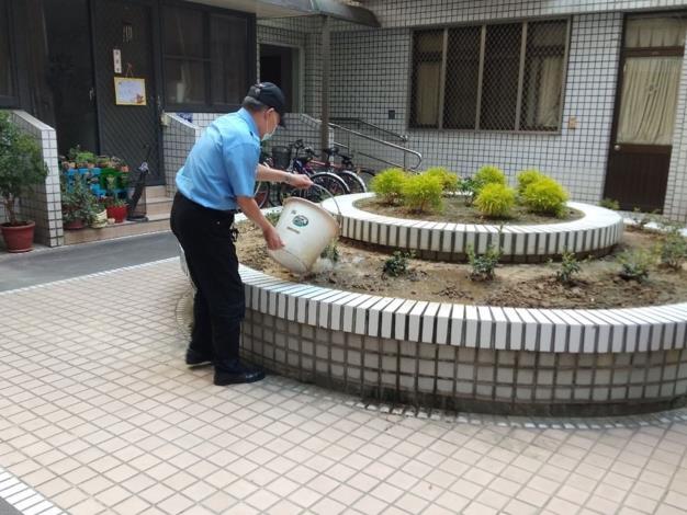 0_家戶周圍積水容器清理 (2)