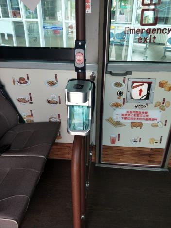 0_嘉市22台電動公車加裝酒精自動噴灑器