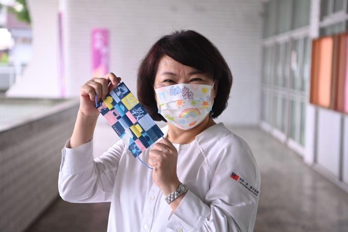 1100926 慶祝教師節 致贈嘉義市幼教人員 繽紛幼教口罩 (3)