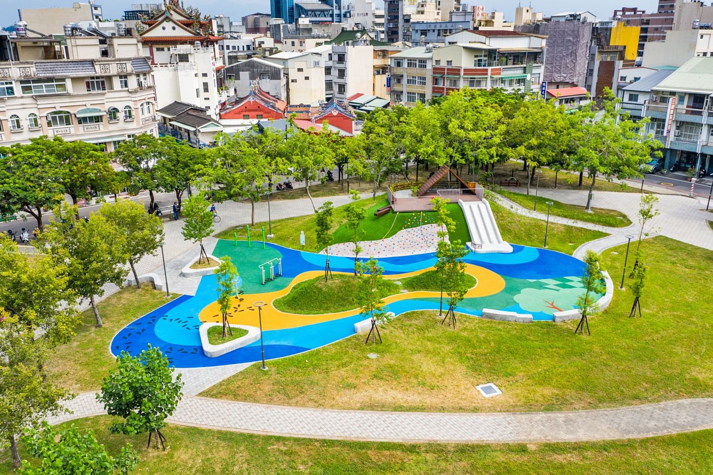 中央廣場遊戲場