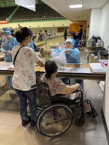 港坪接種站