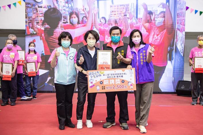 LINE_ALBUM_1019逆齡人生_221019_18
