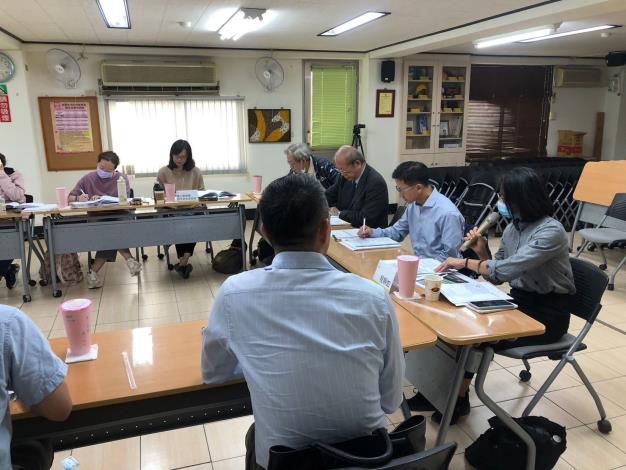 LINE_ALBUM_1121206內政部國土管理署凱城大樓現勘複審會議_231206_18