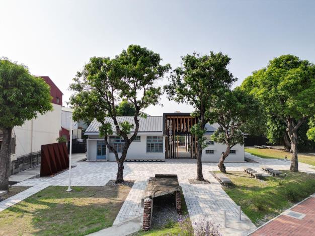 0 基地入口照