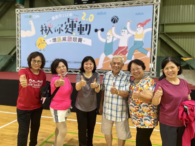 05三五好友相揪一起來運動 減重效果更好