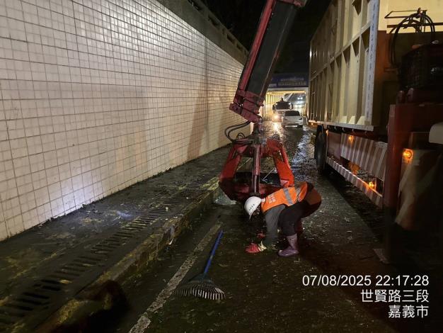 0_丹娜絲颱風重創嘉義市　市府啟動四階段復原行動 全市主要幹道全數恢復正常通行 (5)