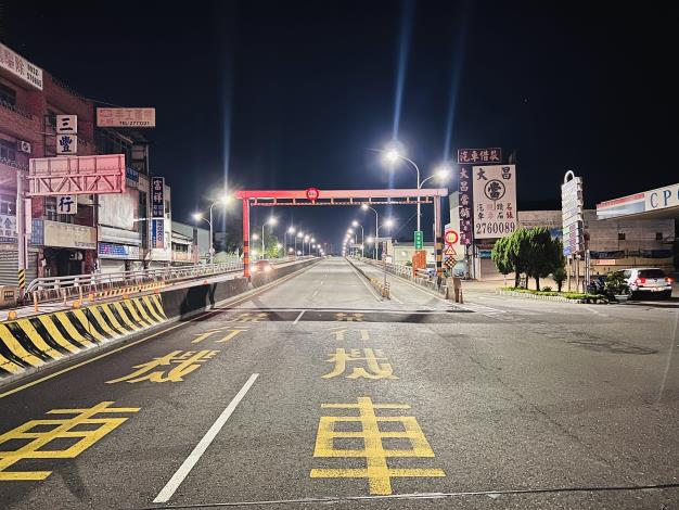 0_博愛路橋夜間封閉施工 (4)