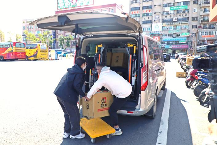 0_嘉義市認購雲林高麗菜 並捐贈予各社福機構據點 (3).JPG