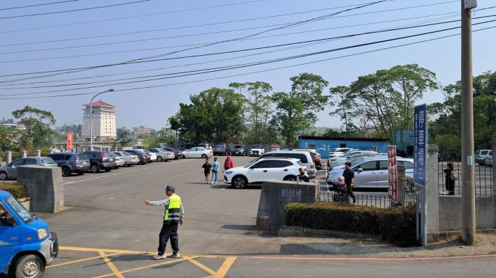 提前祭祖避人潮，清明低碳追思更安心 (5)