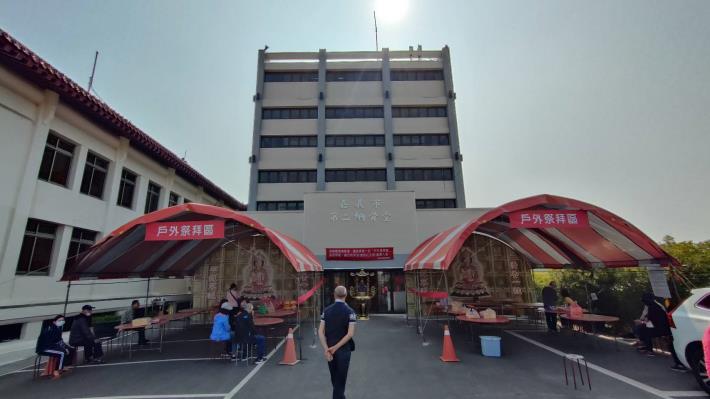 提前祭祖避人潮，清明低碳追思更安心 (1)