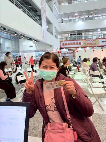 0_嘉義市振興商圈夜市券2,500萬元全數兌換完畢 發票金額突破2 (7)