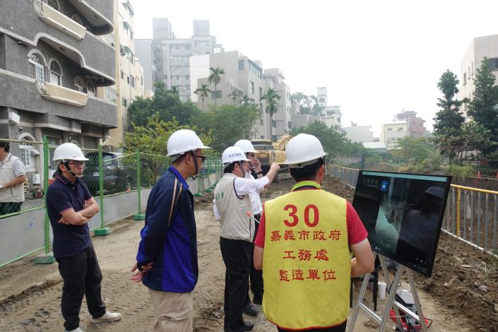 官網4_涂市長指示工務處從速從嚴後續搶修及復舊工作_181105155954