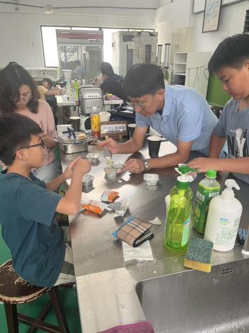 從植物走進餐桌　嘉義市帶民眾體驗藥食同源養生智慧