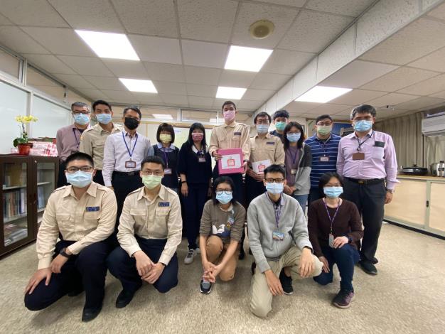 替代役退伍照片共11張