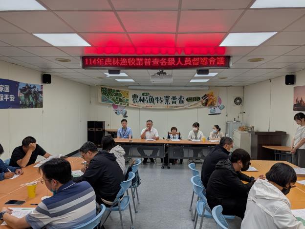  王志峰區長視察進度並慰勉一線同仁