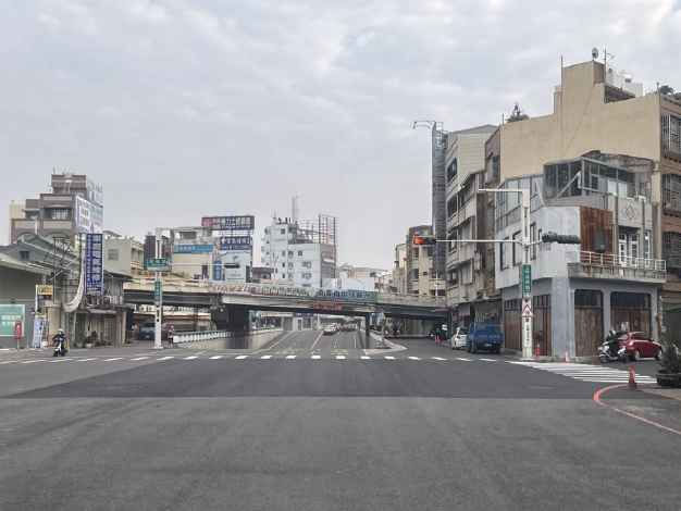 民權與林森西路口