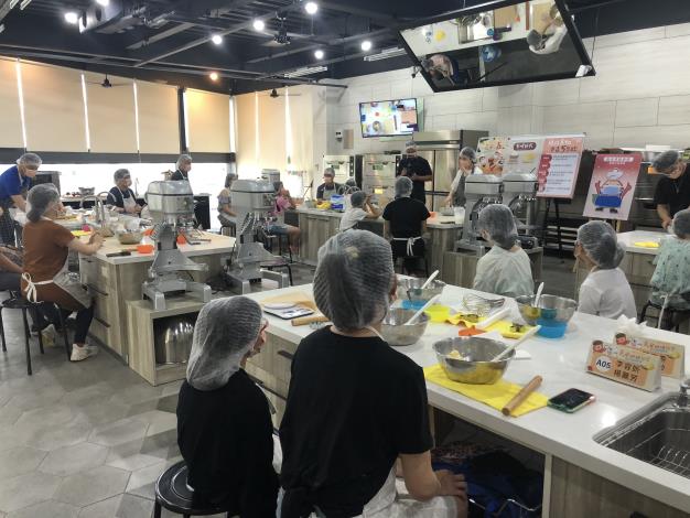 烘焙產品製作過程(13).JPG