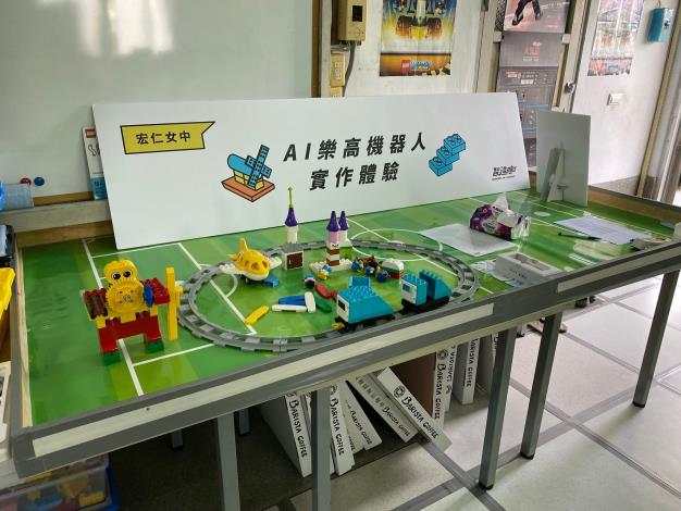 LINE_ALBUM_1111030-AI樂高機器人體驗營-上午場_221102_15