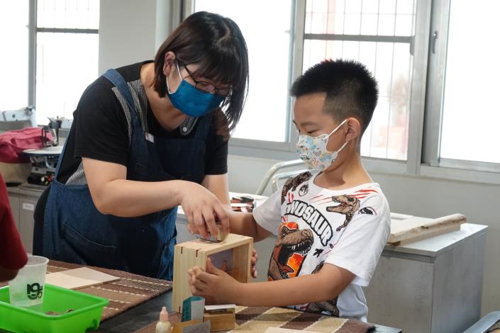 LINE_ALBUM_1120513桃城行旅-旅行記憶燈箱_230522_144