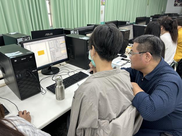 AnyConv.com__數位技能提升_0315_向量創藝-4