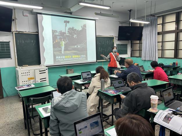 AnyConv.com__數位技能提升_0318_AI魔法相片-6