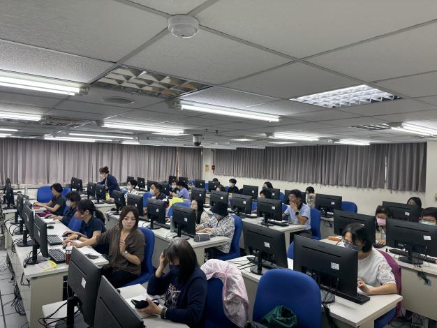 數位技能提升_0429_AI啟航-2