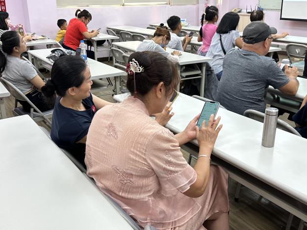 智慧生活應用_1018_嘉義市婦女福利服務中心-5