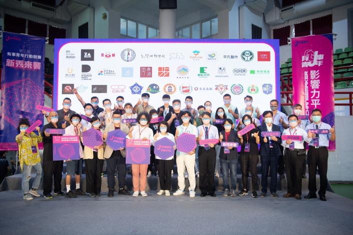 22c38ae7-c52d-4a84-9c1f-72c416d9a916